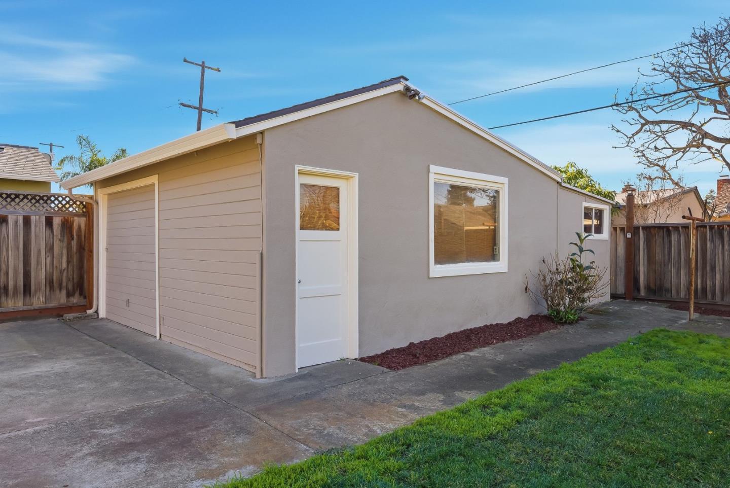 Detail Gallery Image 27 of 31 For 920 Blossom Dr, Santa Clara,  CA 95050 - 3 Beds | 1 Baths