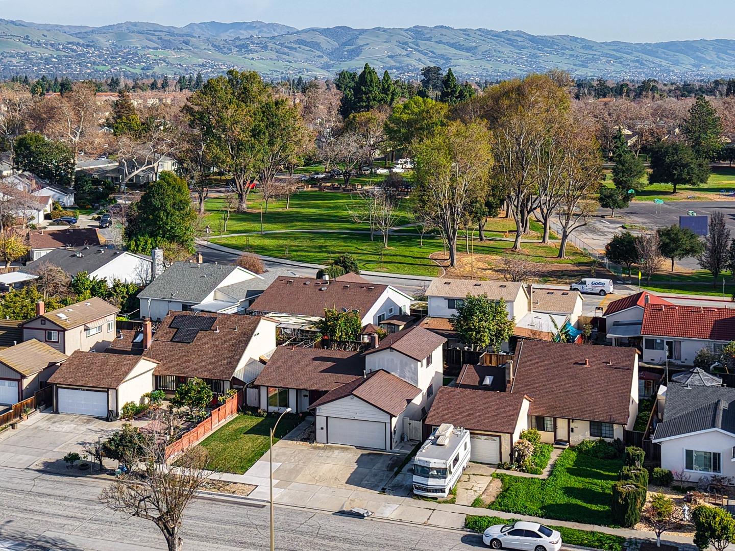 Detail Gallery Image 25 of 38 For 1848 Seville Way, San Jose,  CA 95131 - 3 Beds | 2 Baths