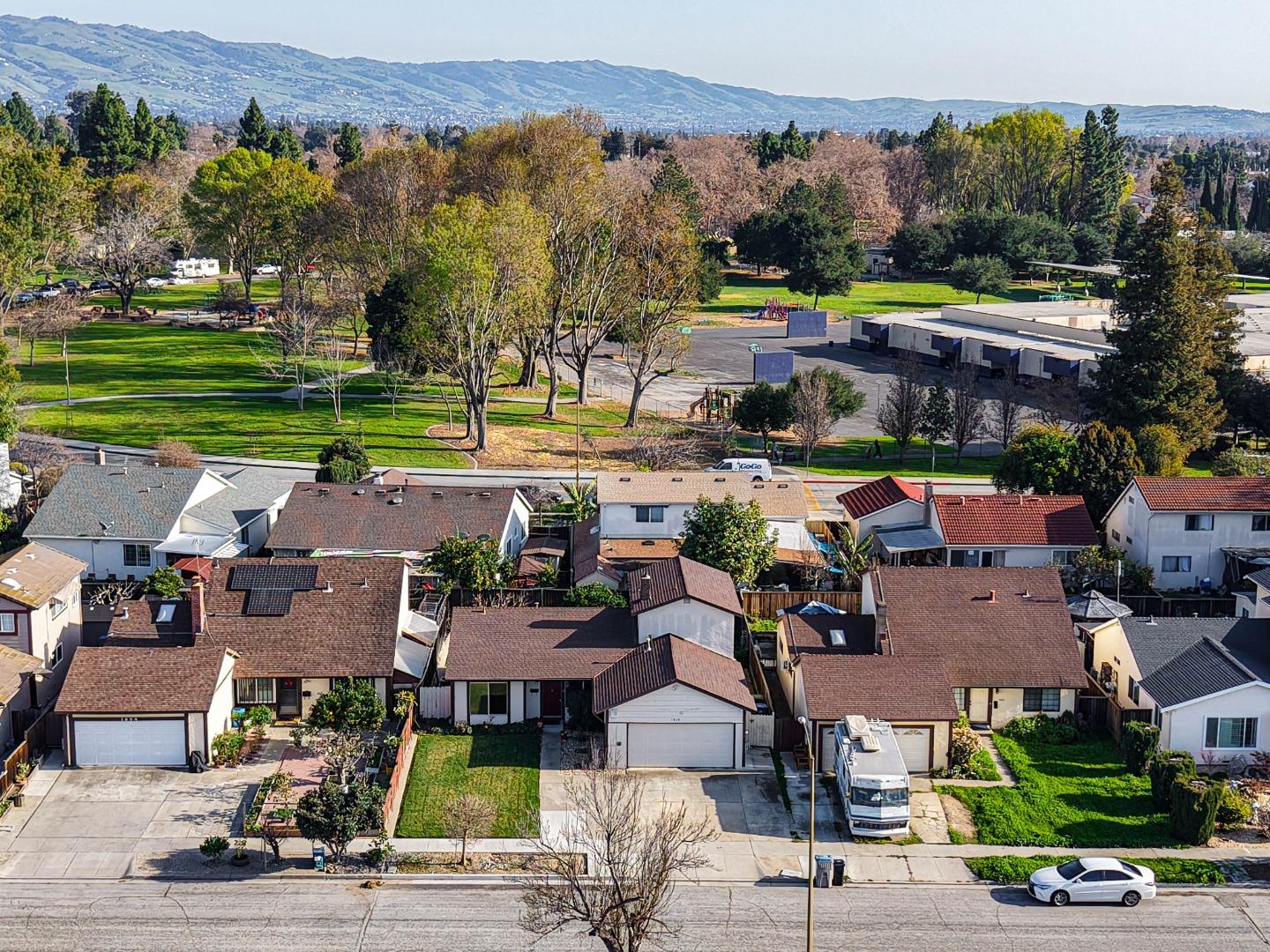 Detail Gallery Image 26 of 38 For 1848 Seville Way, San Jose,  CA 95131 - 3 Beds | 2 Baths