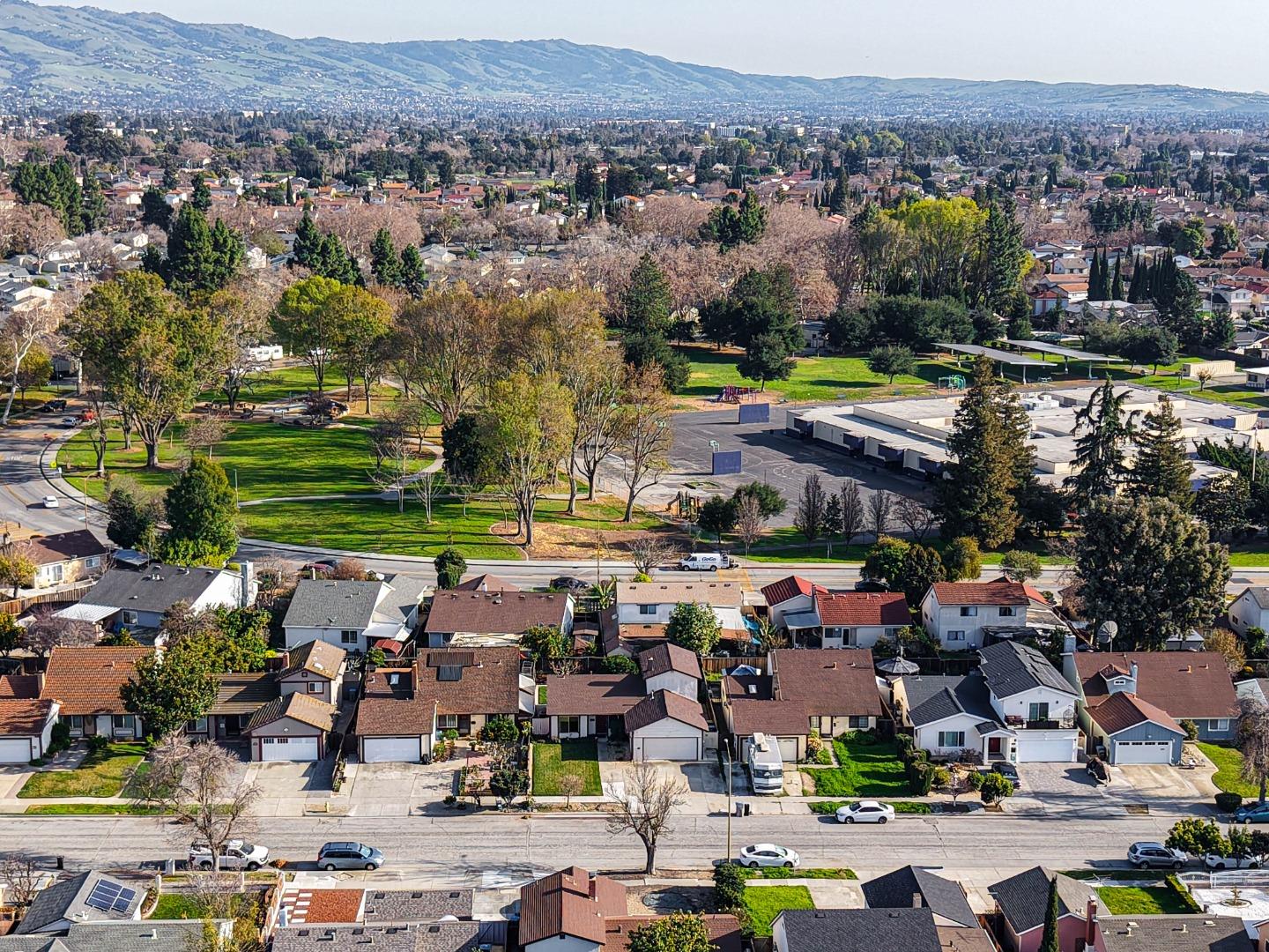 Detail Gallery Image 28 of 38 For 1848 Seville Way, San Jose,  CA 95131 - 3 Beds | 2 Baths