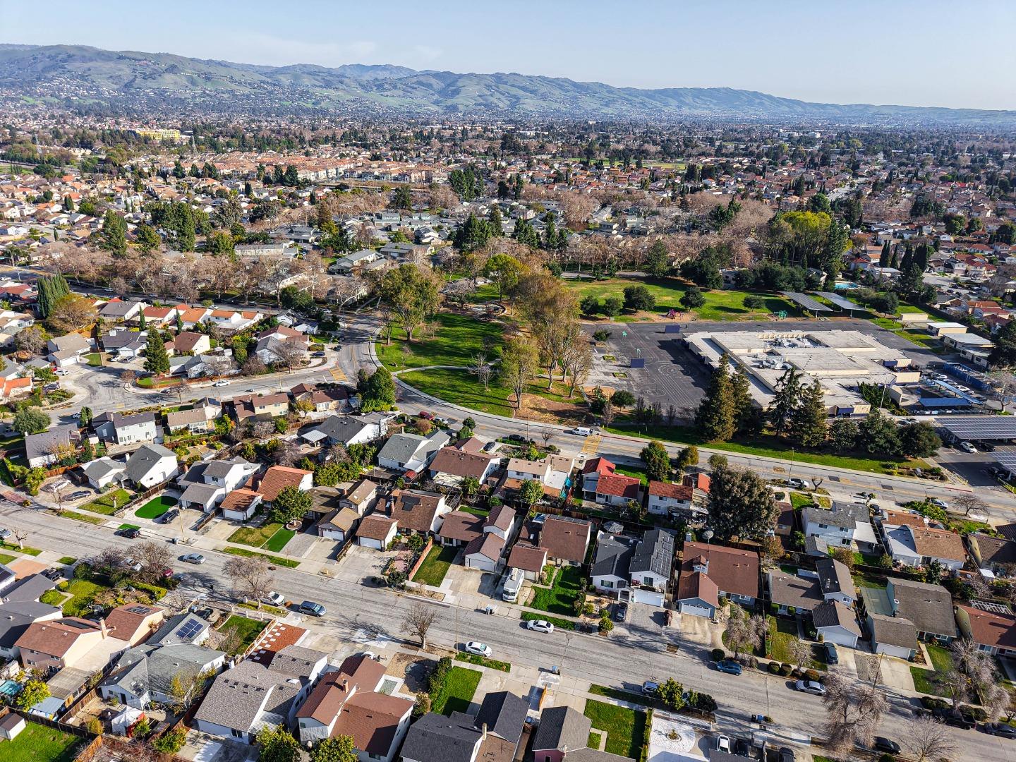 Detail Gallery Image 29 of 38 For 1848 Seville Way, San Jose,  CA 95131 - 3 Beds | 2 Baths