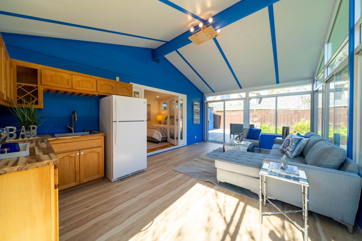 Detail Gallery Image 16 of 31 For 1009 Sir Francis Ave, Capitola,  CA 95010 - 3 Beds | 2 Baths