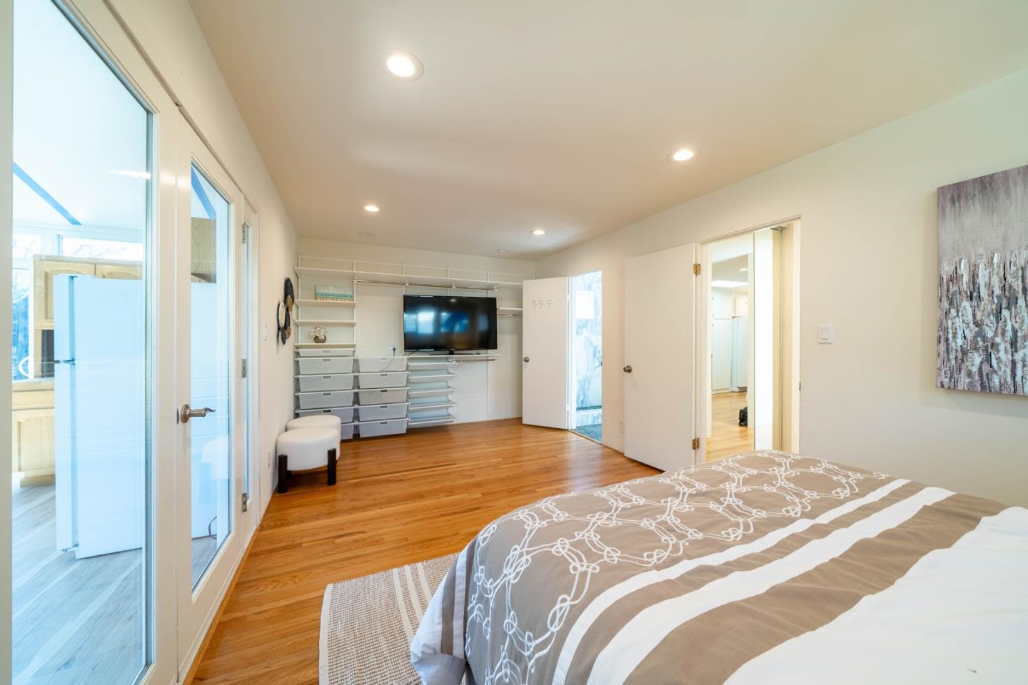 Detail Gallery Image 20 of 31 For 1009 Sir Francis Ave, Capitola,  CA 95010 - 3 Beds | 2 Baths