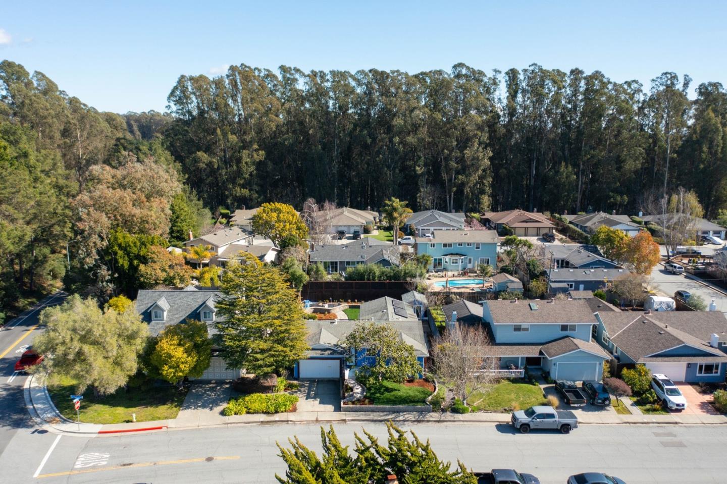 Detail Gallery Image 28 of 31 For 1009 Sir Francis Ave, Capitola,  CA 95010 - 3 Beds | 2 Baths