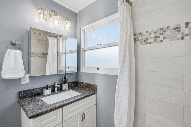 Detail Gallery Image 31 of 39 For 1316 Rosewood Ave, San Carlos,  CA 94070 - 3 Beds | 2 Baths