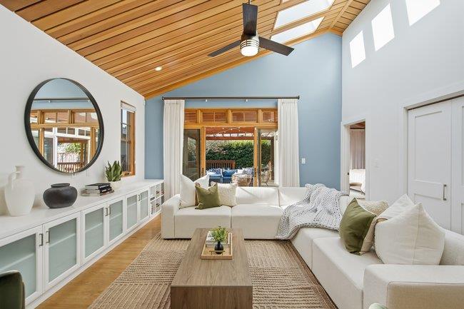 Detail Gallery Image 33 of 39 For 1316 Rosewood Ave, San Carlos,  CA 94070 - 3 Beds | 2 Baths