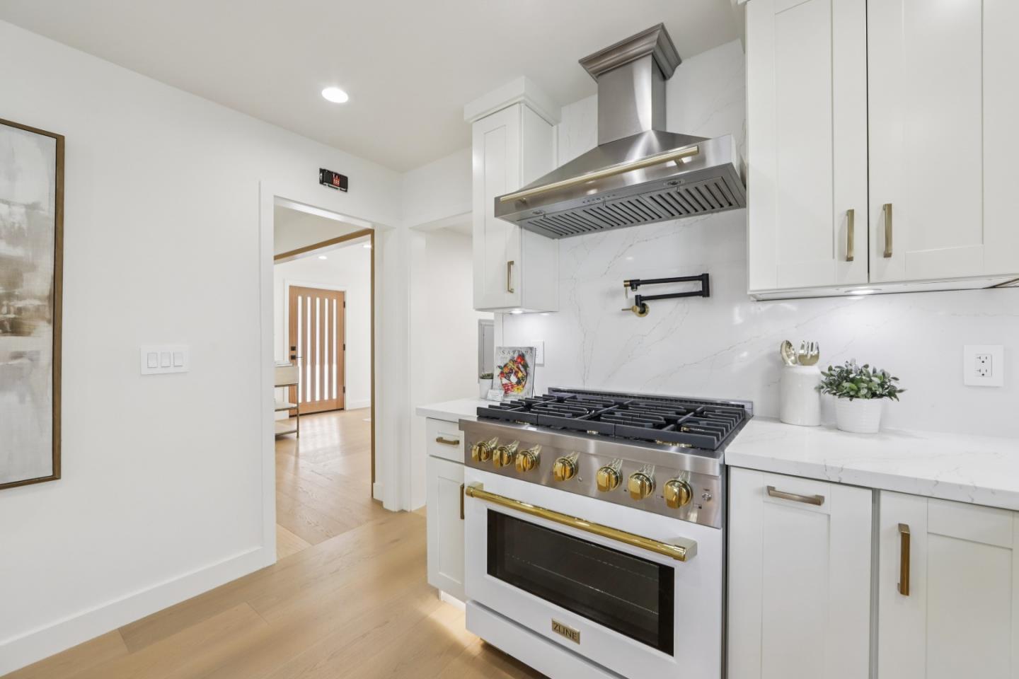 Detail Gallery Image 16 of 52 For 725 Alameda De Las Pulgas, Redwood City,  CA 94061 - 3 Beds | 3 Baths