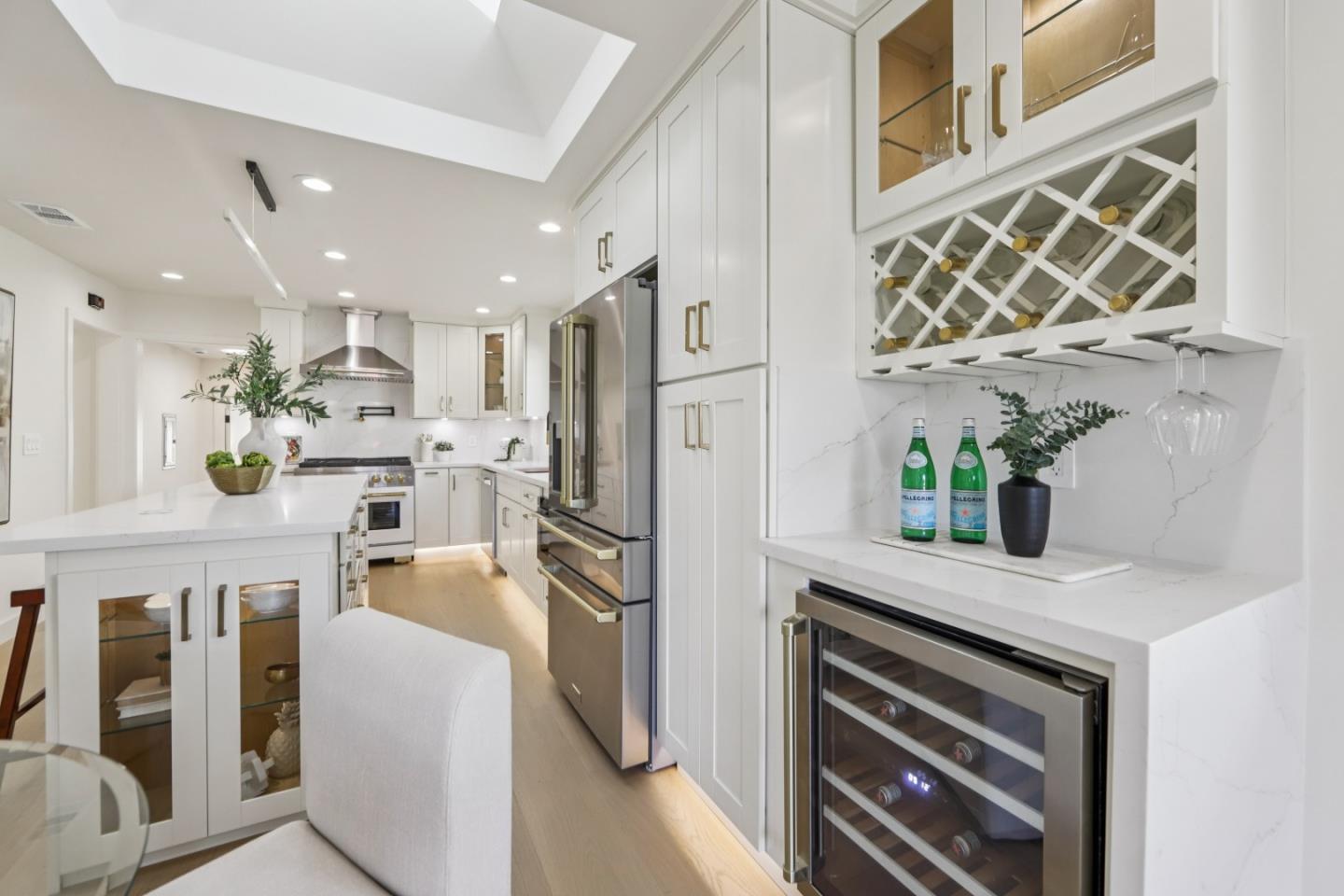 Detail Gallery Image 19 of 52 For 725 Alameda De Las Pulgas, Redwood City,  CA 94061 - 3 Beds | 3 Baths