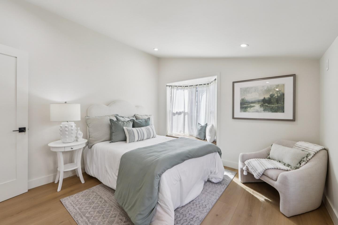 Detail Gallery Image 29 of 52 For 725 Alameda De Las Pulgas, Redwood City,  CA 94061 - 3 Beds | 3 Baths