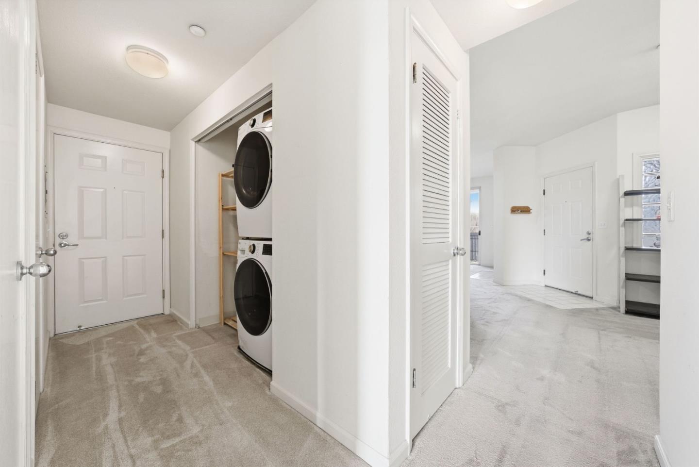 Detail Gallery Image 11 of 37 For 607 Arcadia Ter #204,  Sunnyvale,  CA 94085 - 3 Beds | 2 Baths