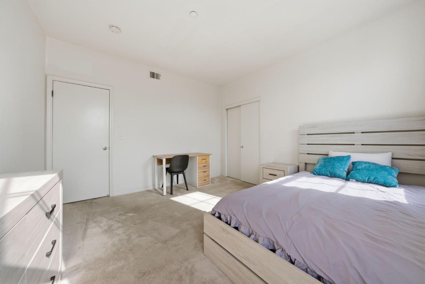 Detail Gallery Image 18 of 37 For 607 Arcadia Ter #204,  Sunnyvale,  CA 94085 - 3 Beds | 2 Baths