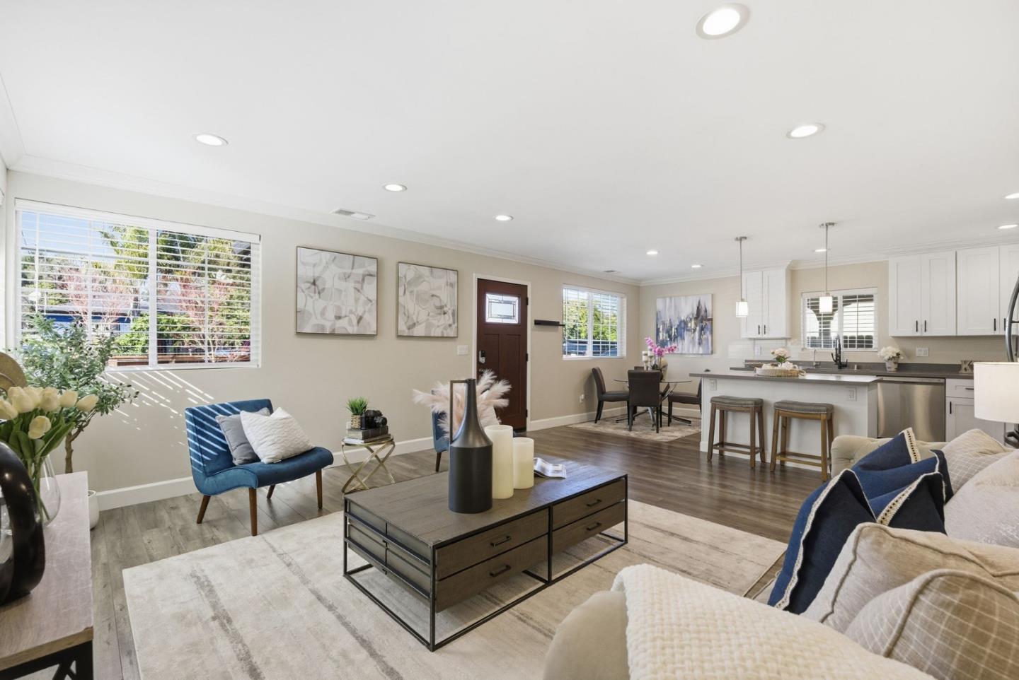 Detail Gallery Image 13 of 49 For 2212 Dumbarton Ave, East Palo Alto,  CA 94303 - 4 Beds | 3 Baths