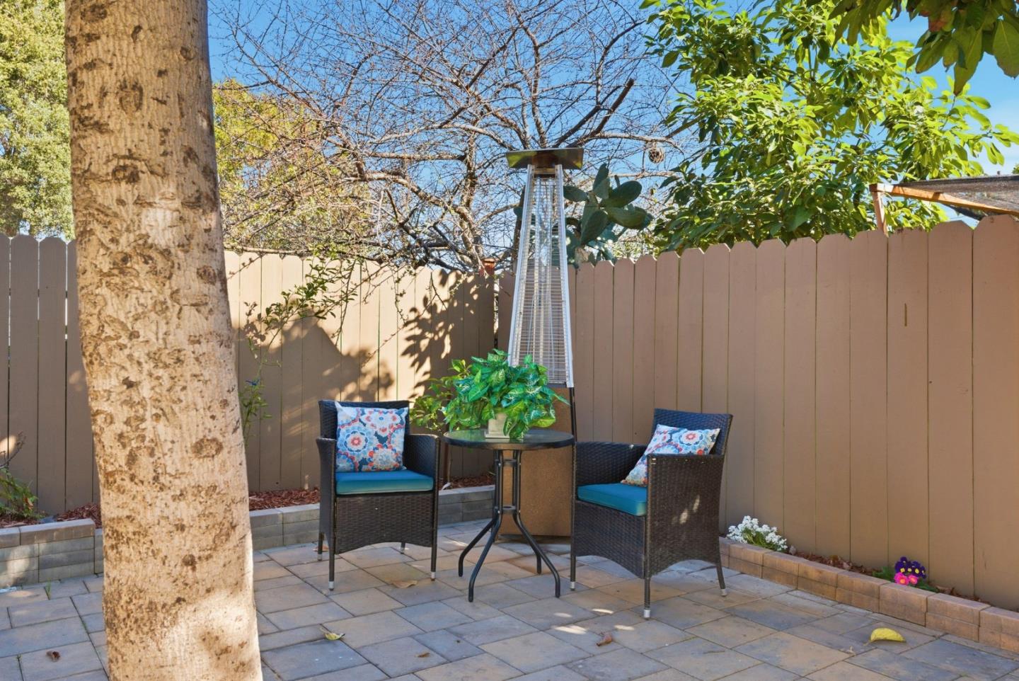 Detail Gallery Image 41 of 49 For 2212 Dumbarton Ave, East Palo Alto,  CA 94303 - 4 Beds | 3 Baths