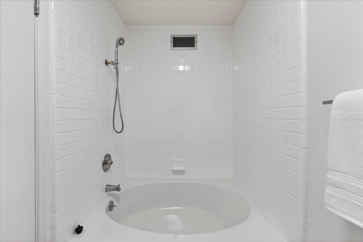 Photo #17: ML82033169 Listing: Photo #17