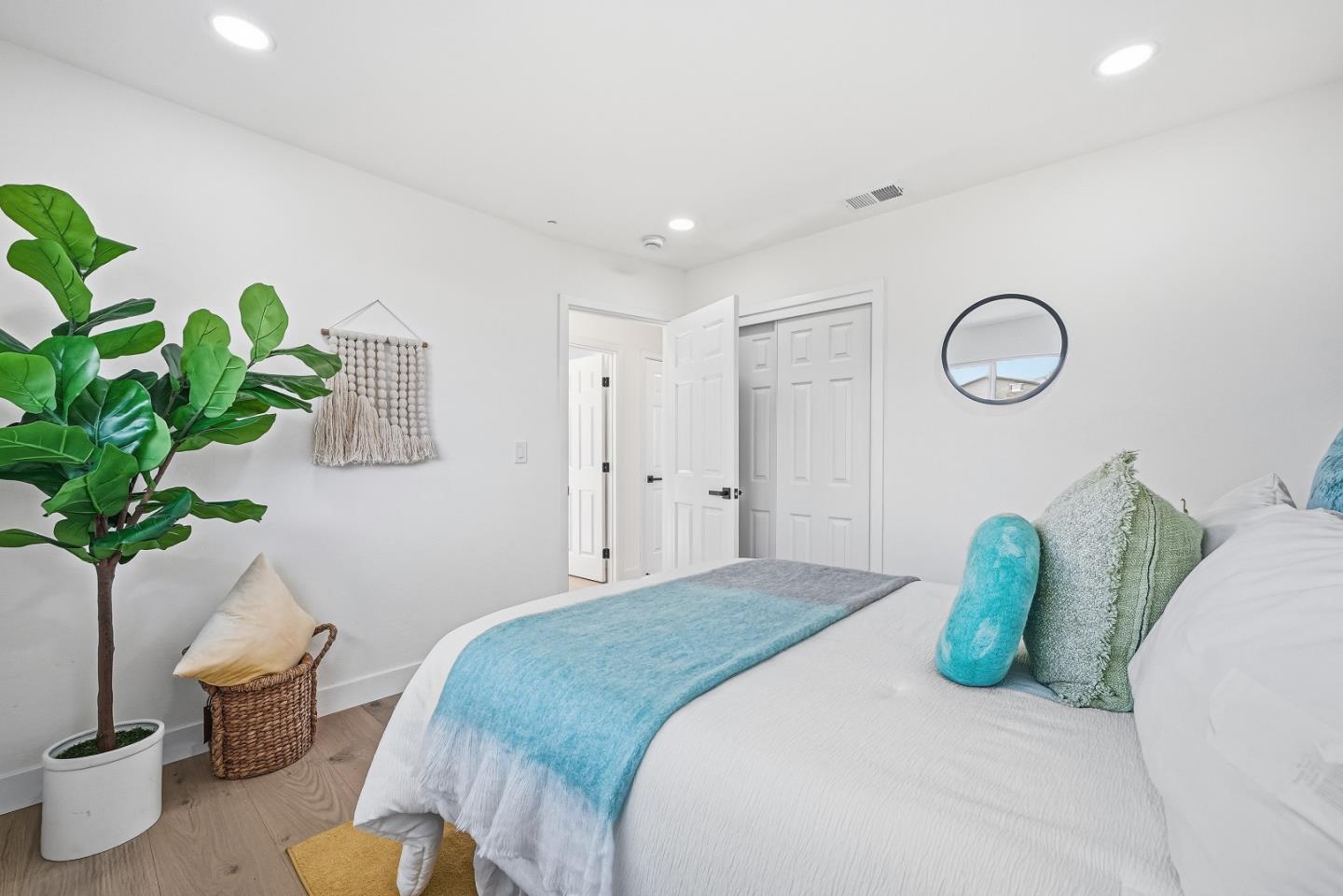 Detail Gallery Image 23 of 49 For 2243 Emmett Ct, Santa Clara,  CA 95051 - 4 Beds | 3 Baths