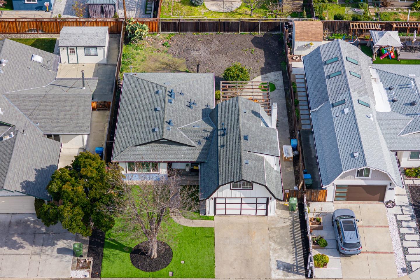 Detail Gallery Image 47 of 49 For 2243 Emmett Ct, Santa Clara,  CA 95051 - 4 Beds | 3 Baths