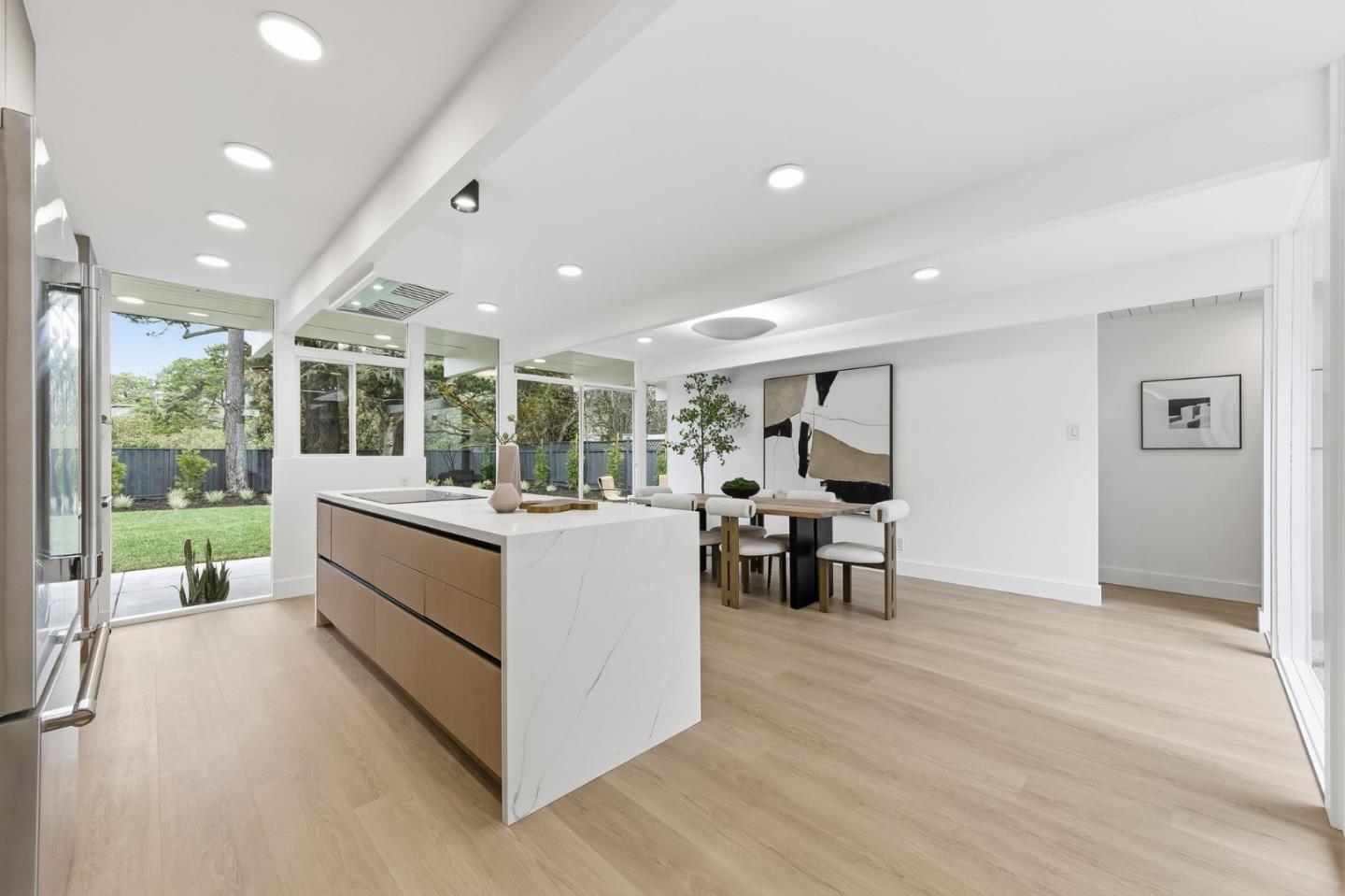 Detail Gallery Image 12 of 42 For 1907 Ticonderoga Dr, San Mateo,  CA 94402 - 4 Beds | 2/1 Baths