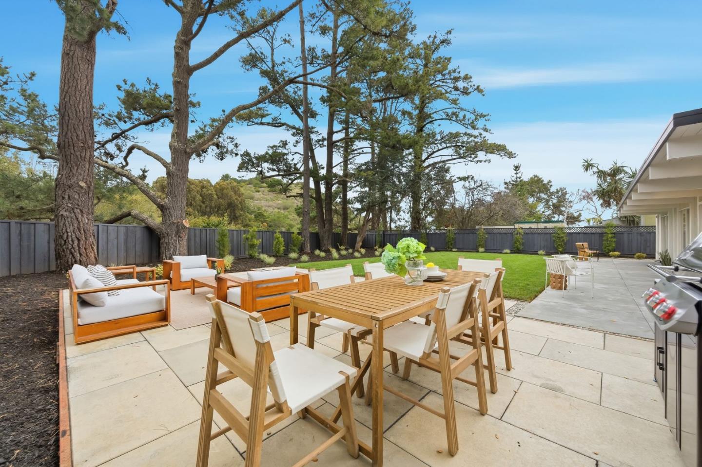 Detail Gallery Image 38 of 42 For 1907 Ticonderoga Dr, San Mateo,  CA 94402 - 4 Beds | 2/1 Baths