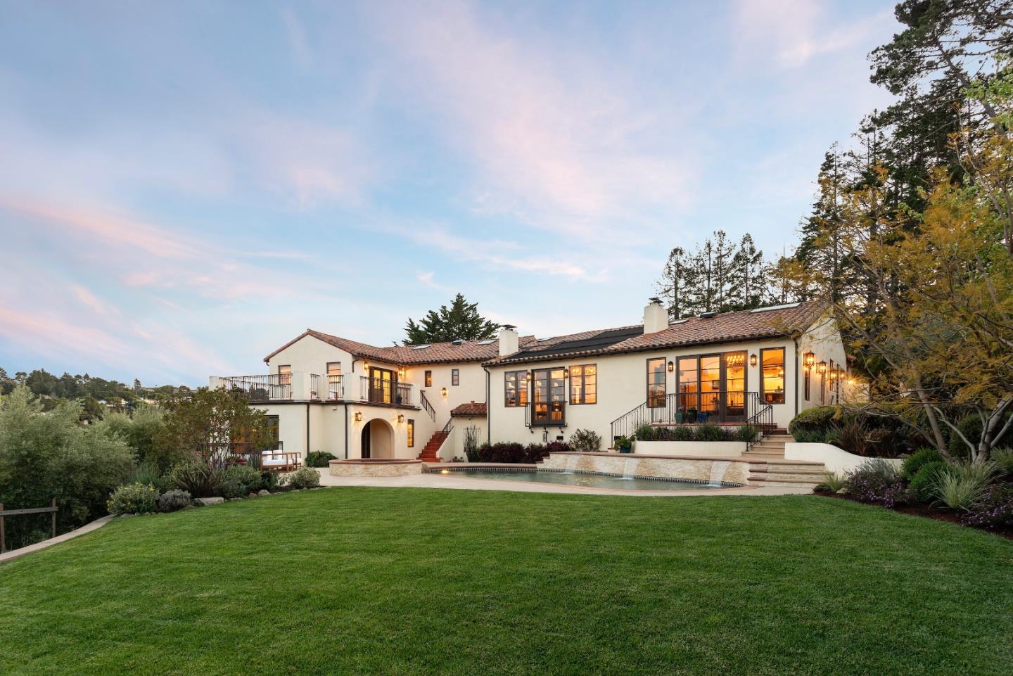 Detail Gallery Image 5 of 24 For 25 Searsville Ct, Hillsborough,  CA 94010 - 5 Beds | 4 Baths