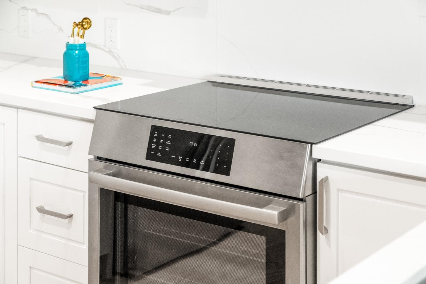 Detail Gallery Image 3 of 17 For 4115 El Camino Real #222,  Palo Alto,  CA 94306 - 1 Beds | 1 Baths