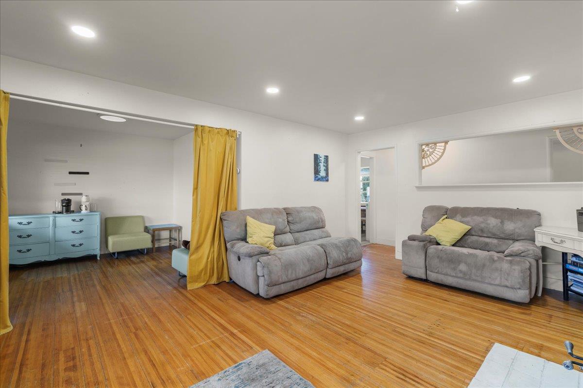 Detail Gallery Image 5 of 20 For 4714 Balboa Way, Fremont,  CA 94536 - 3 Beds | 1/1 Baths