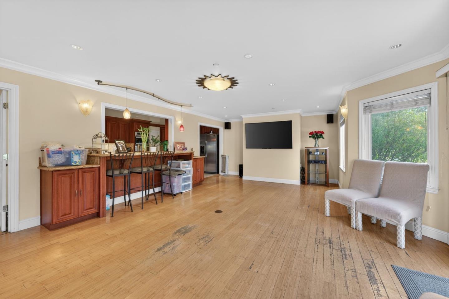 Detail Gallery Image 21 of 70 For 746 Jacaranda Cir, Hillsborough,  CA 94010 - 6 Beds | 5/1 Baths