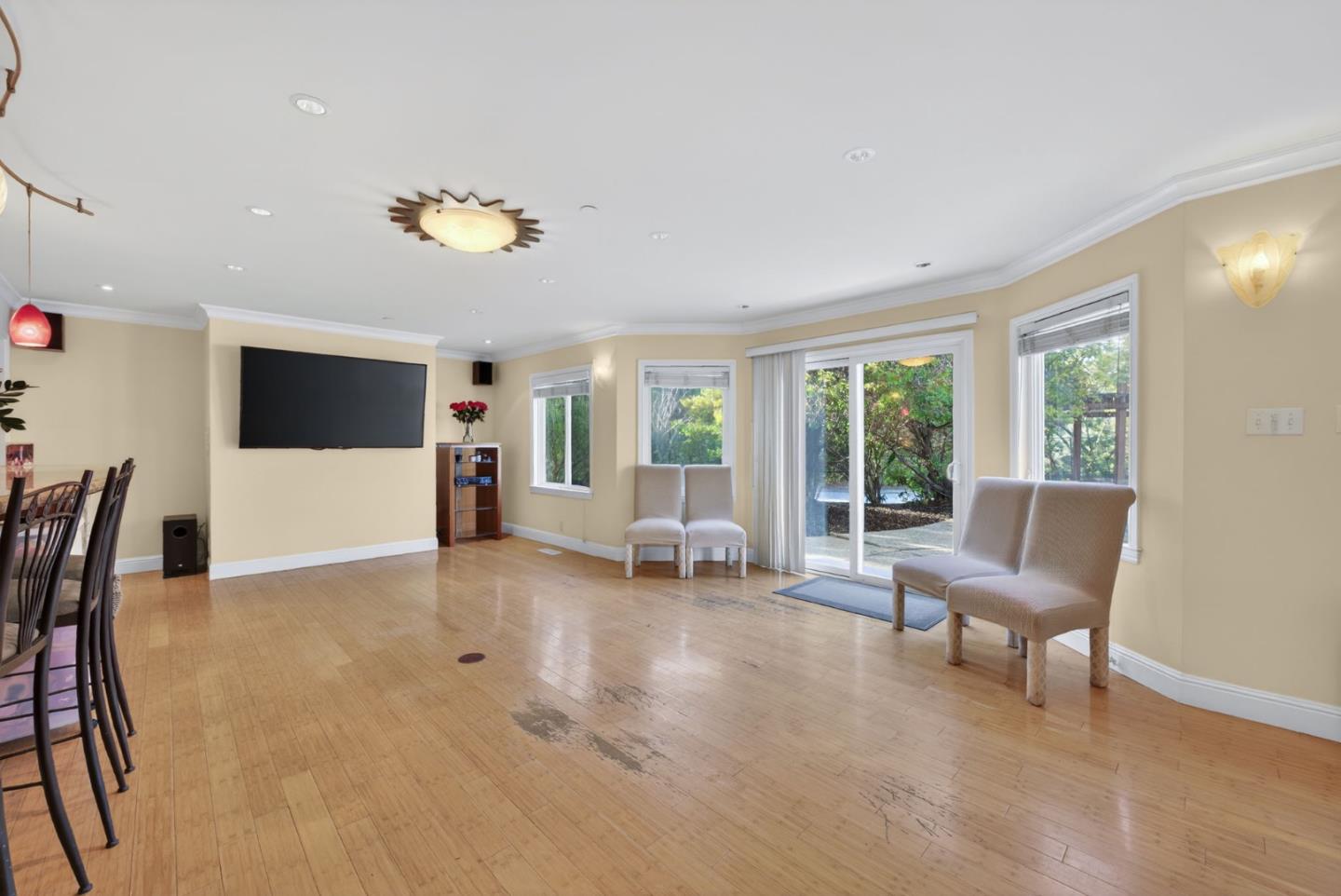 Detail Gallery Image 22 of 70 For 746 Jacaranda Cir, Hillsborough,  CA 94010 - 6 Beds | 5/1 Baths