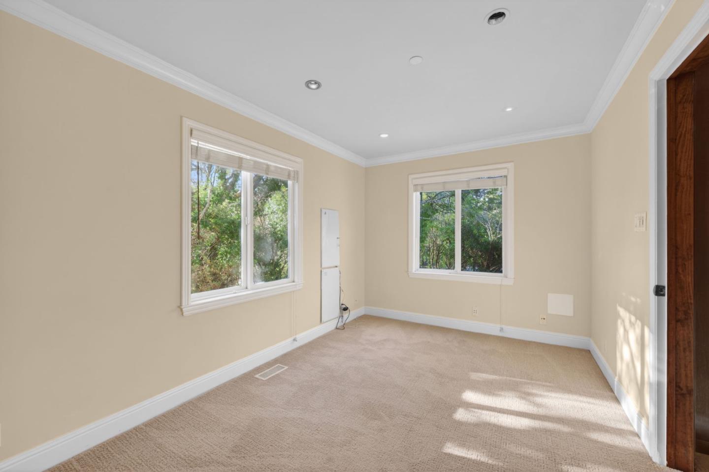 Detail Gallery Image 28 of 70 For 746 Jacaranda Cir, Hillsborough,  CA 94010 - 6 Beds | 5/1 Baths