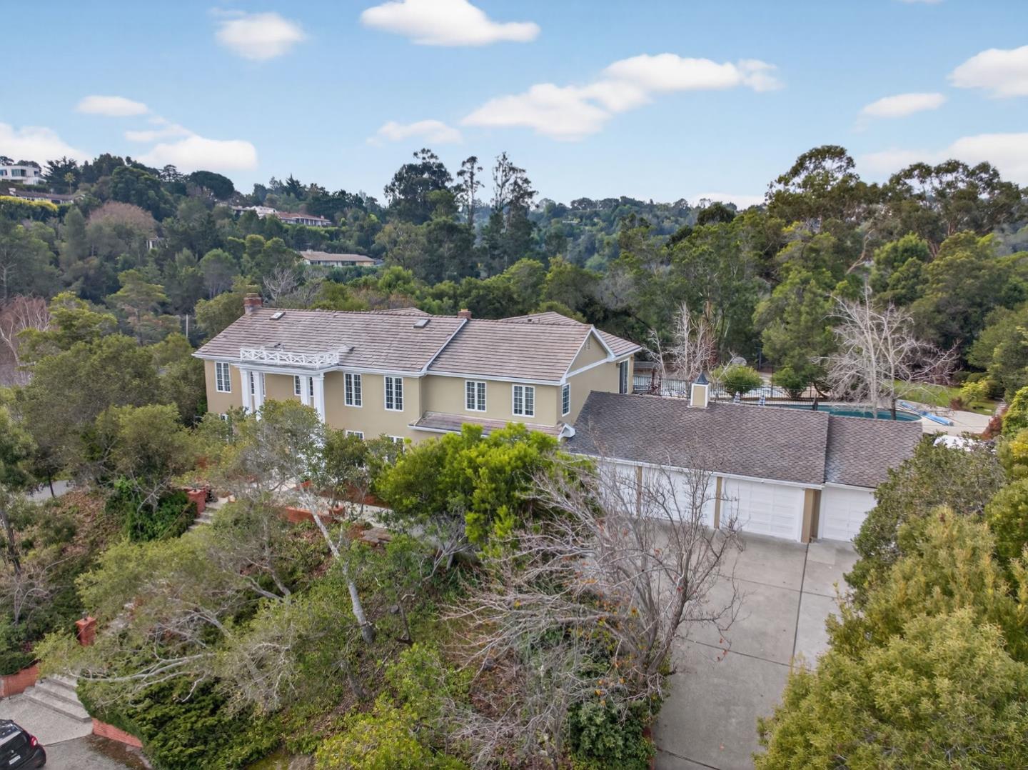 Detail Gallery Image 5 of 70 For 746 Jacaranda Cir, Hillsborough,  CA 94010 - 6 Beds | 5/1 Baths