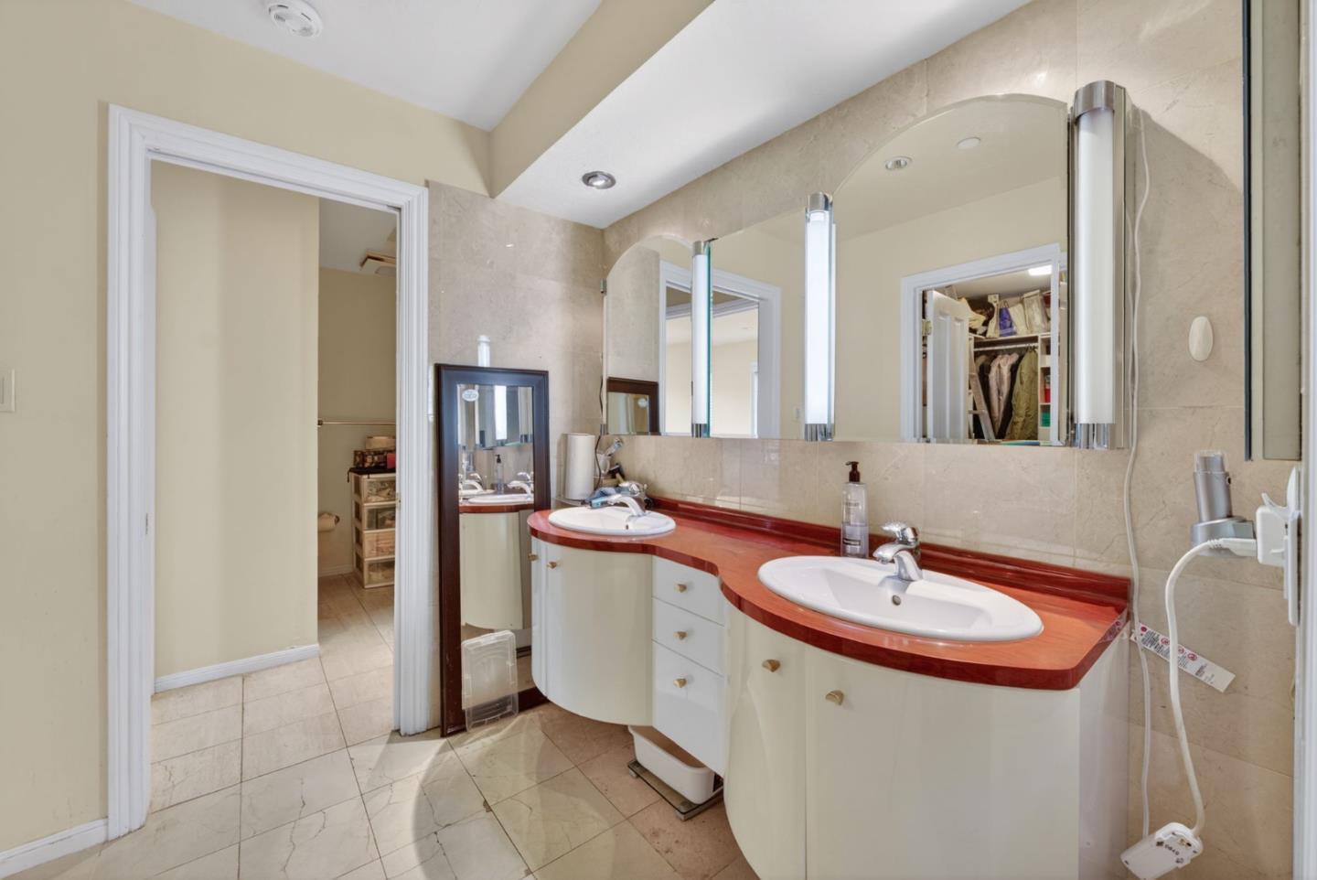 Detail Gallery Image 60 of 70 For 746 Jacaranda Cir, Hillsborough,  CA 94010 - 6 Beds | 5/1 Baths