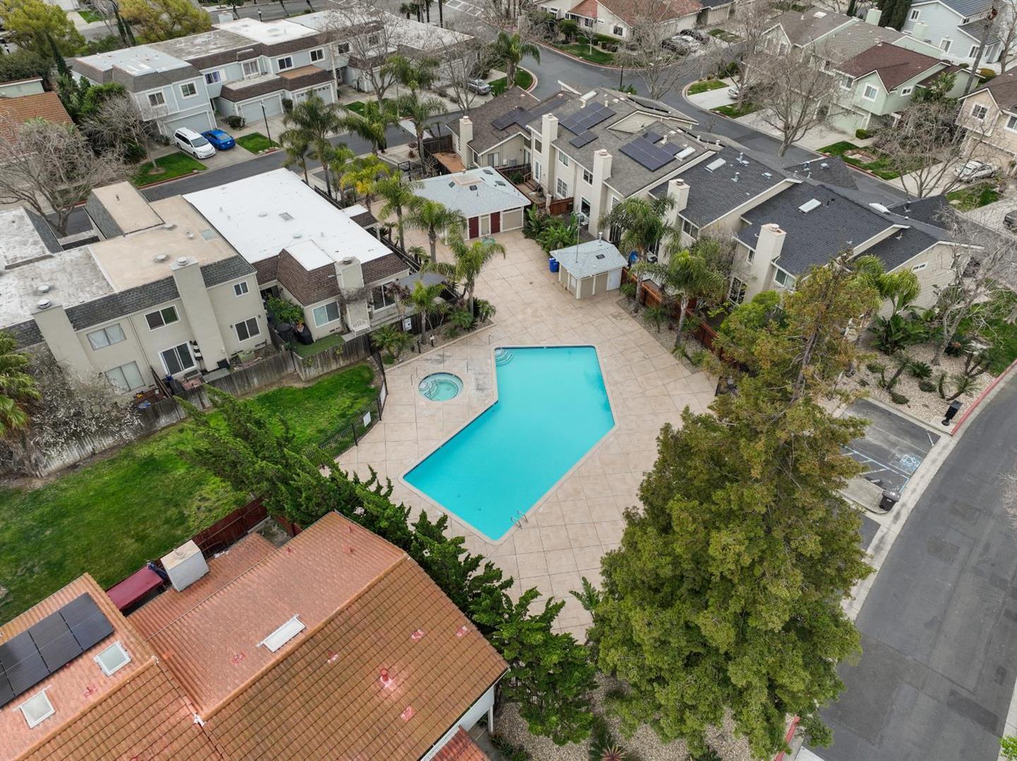 Detail Gallery Image 36 of 41 For 311 Shoreline Dr, Pittsburg,  CA 94565 - 3 Beds | 2/1 Baths