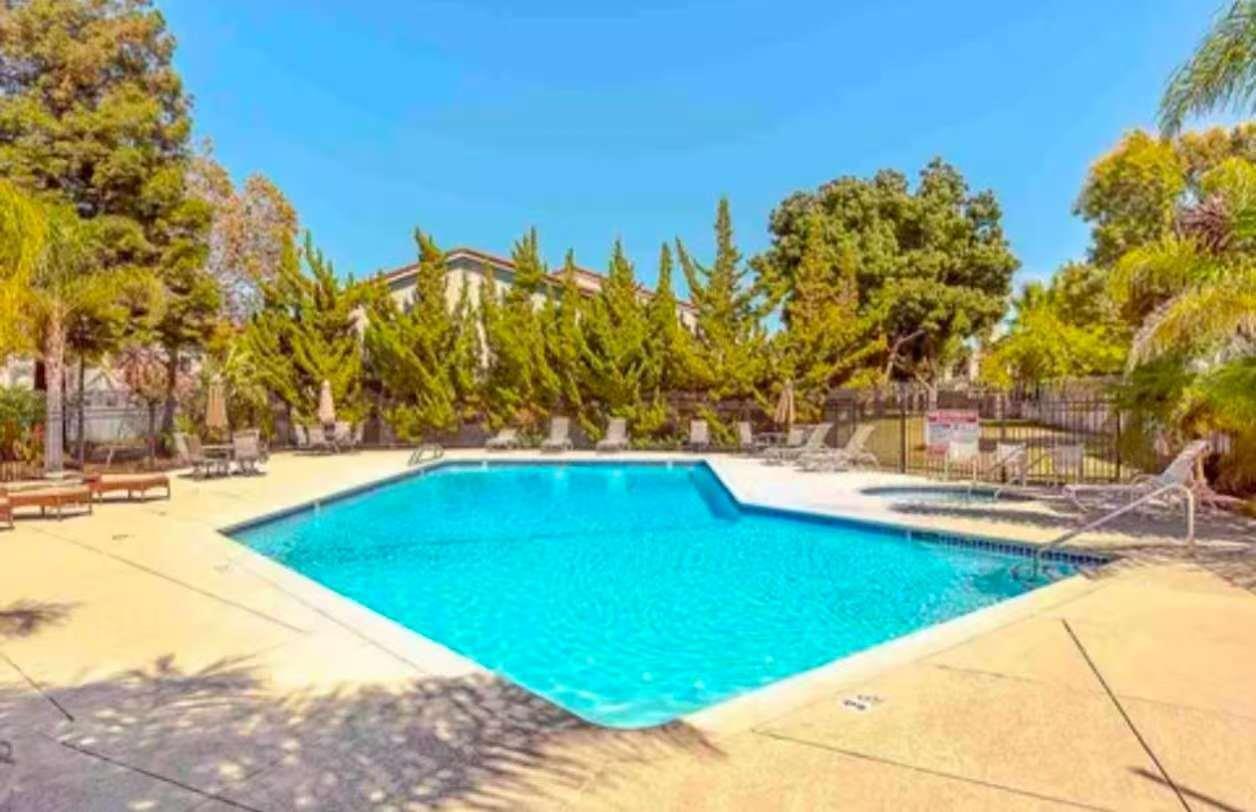 Detail Gallery Image 38 of 41 For 311 Shoreline Dr, Pittsburg,  CA 94565 - 3 Beds | 2/1 Baths