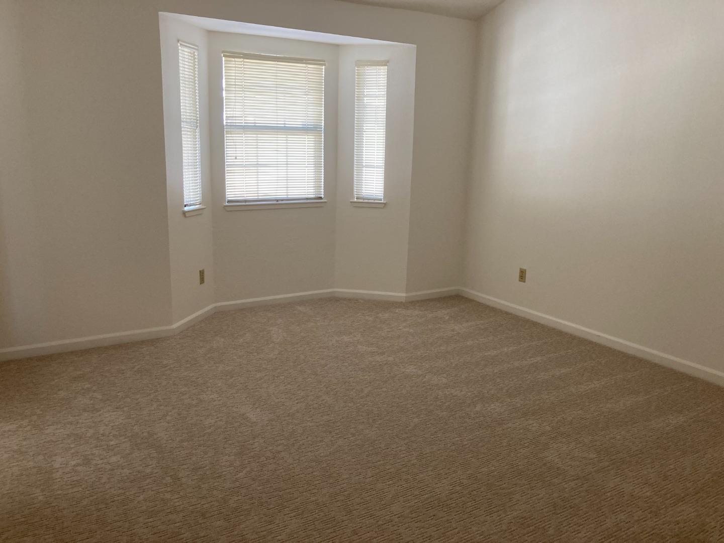 Detail Gallery Image 4 of 6 For 3673 S Bascom Ave, Campbell,  CA 95008 - 2 Beds | 2/1 Baths