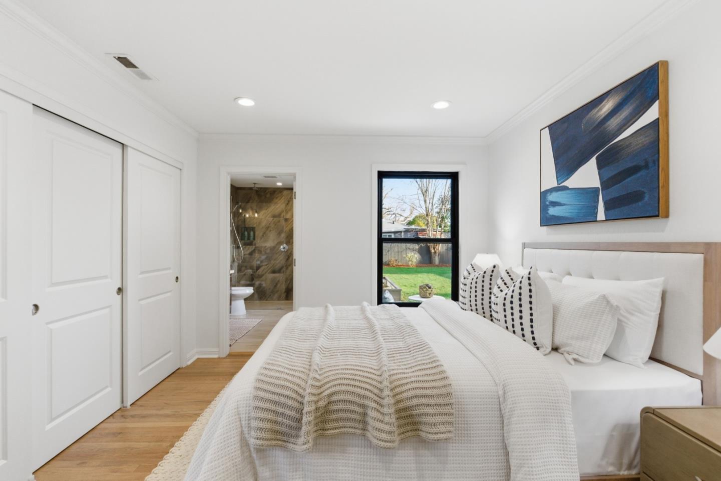 Detail Gallery Image 21 of 56 For 1120 17th Ave, Redwood City,  CA 94063 - 3 Beds | 2 Baths