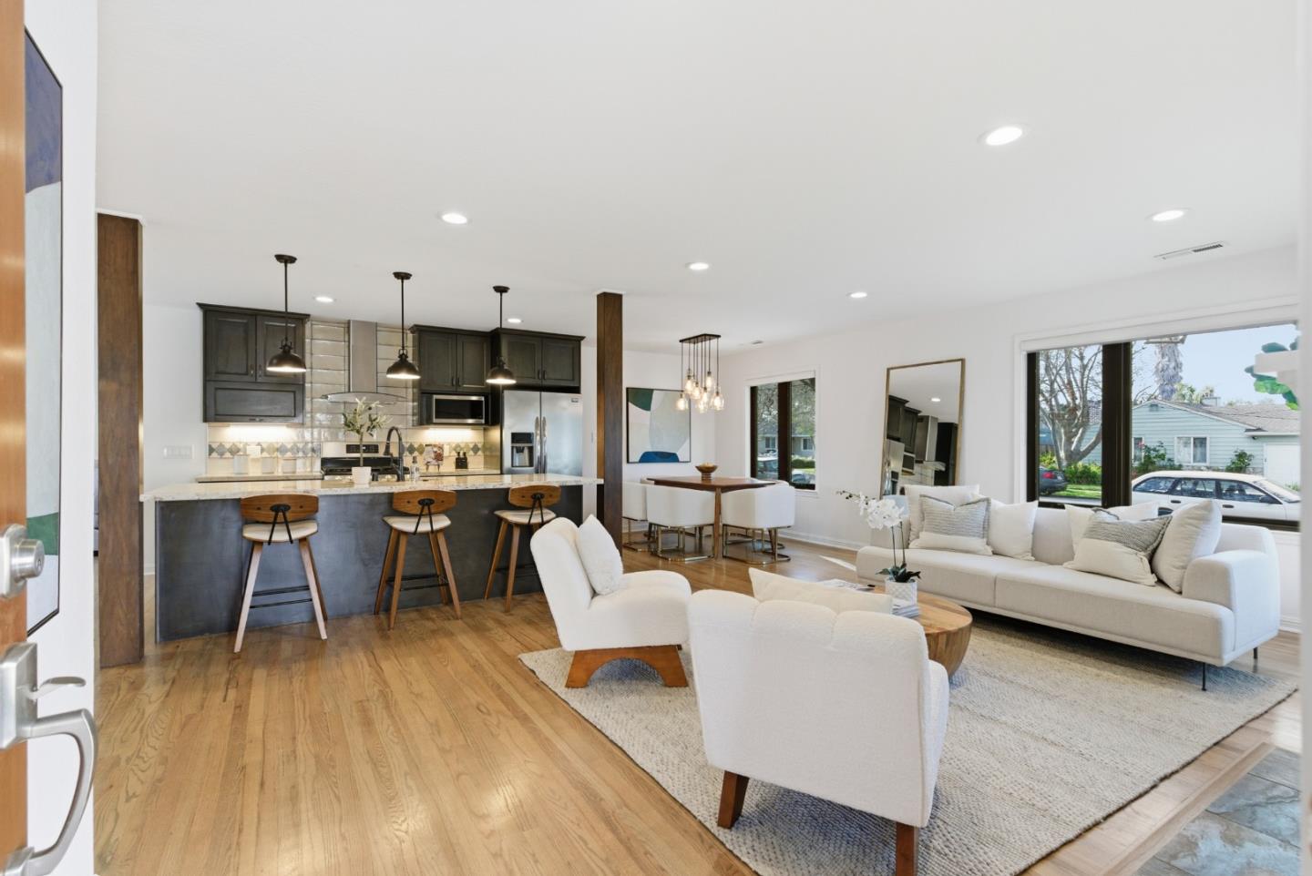 Detail Gallery Image 3 of 56 For 1120 17th Ave, Redwood City,  CA 94063 - 3 Beds | 2 Baths