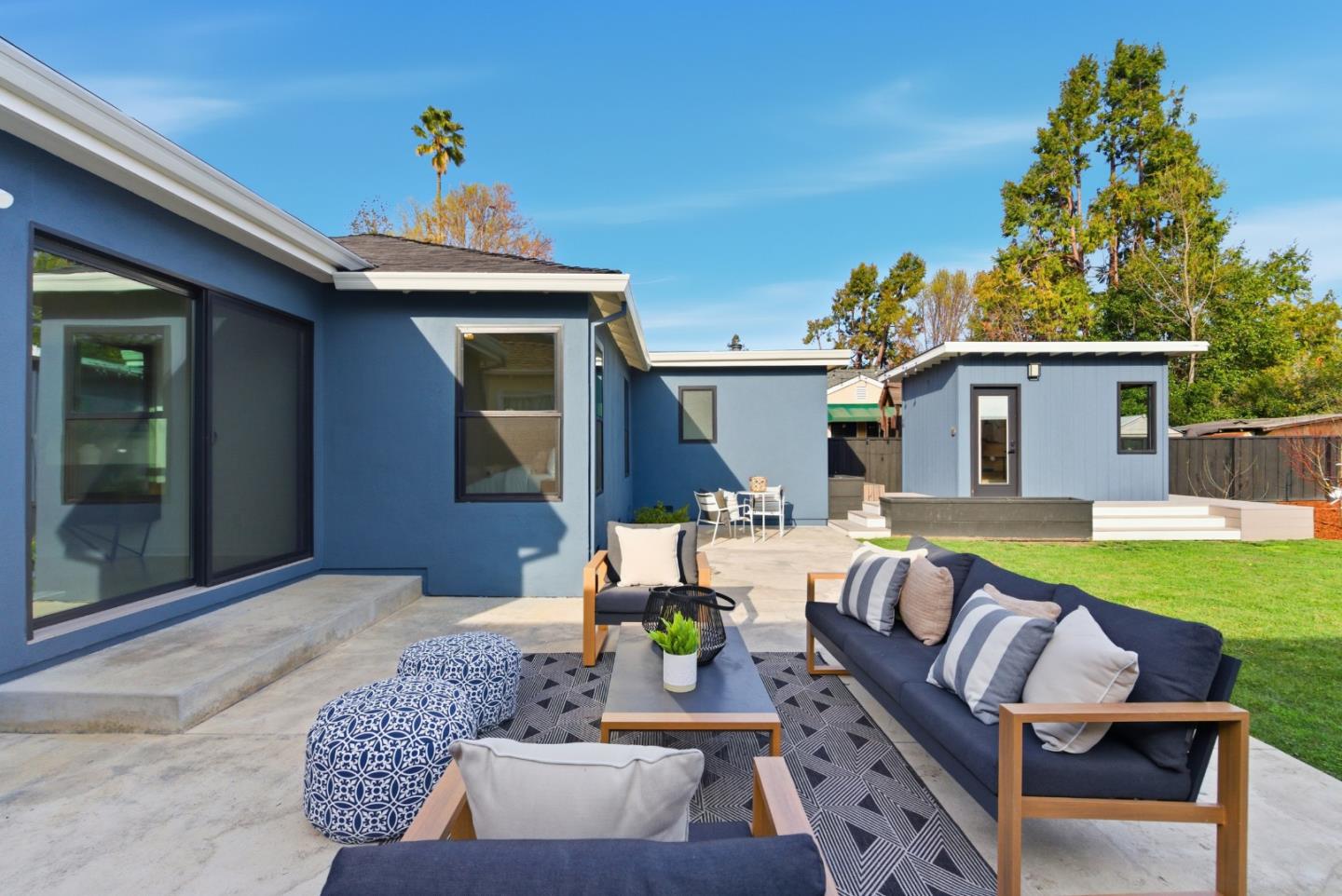 Detail Gallery Image 33 of 56 For 1120 17th Ave, Redwood City,  CA 94063 - 3 Beds | 2 Baths