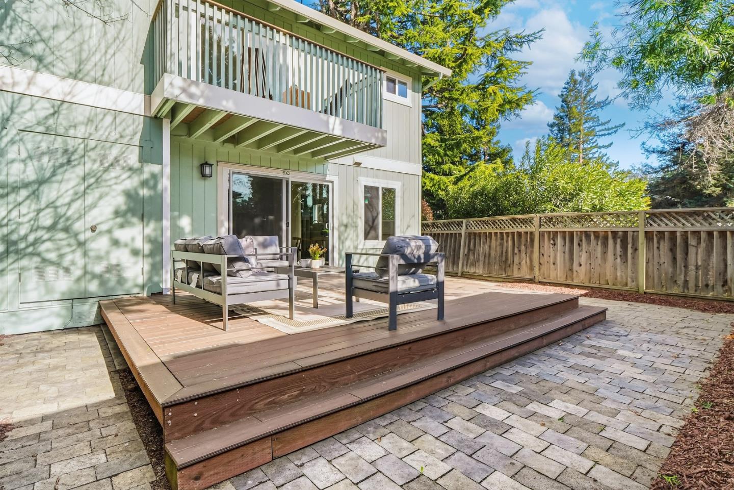 Detail Gallery Image 29 of 38 For 950 Boranda Ave #12,  Mountain View,  CA 94040 - 3 Beds | 2/1 Baths