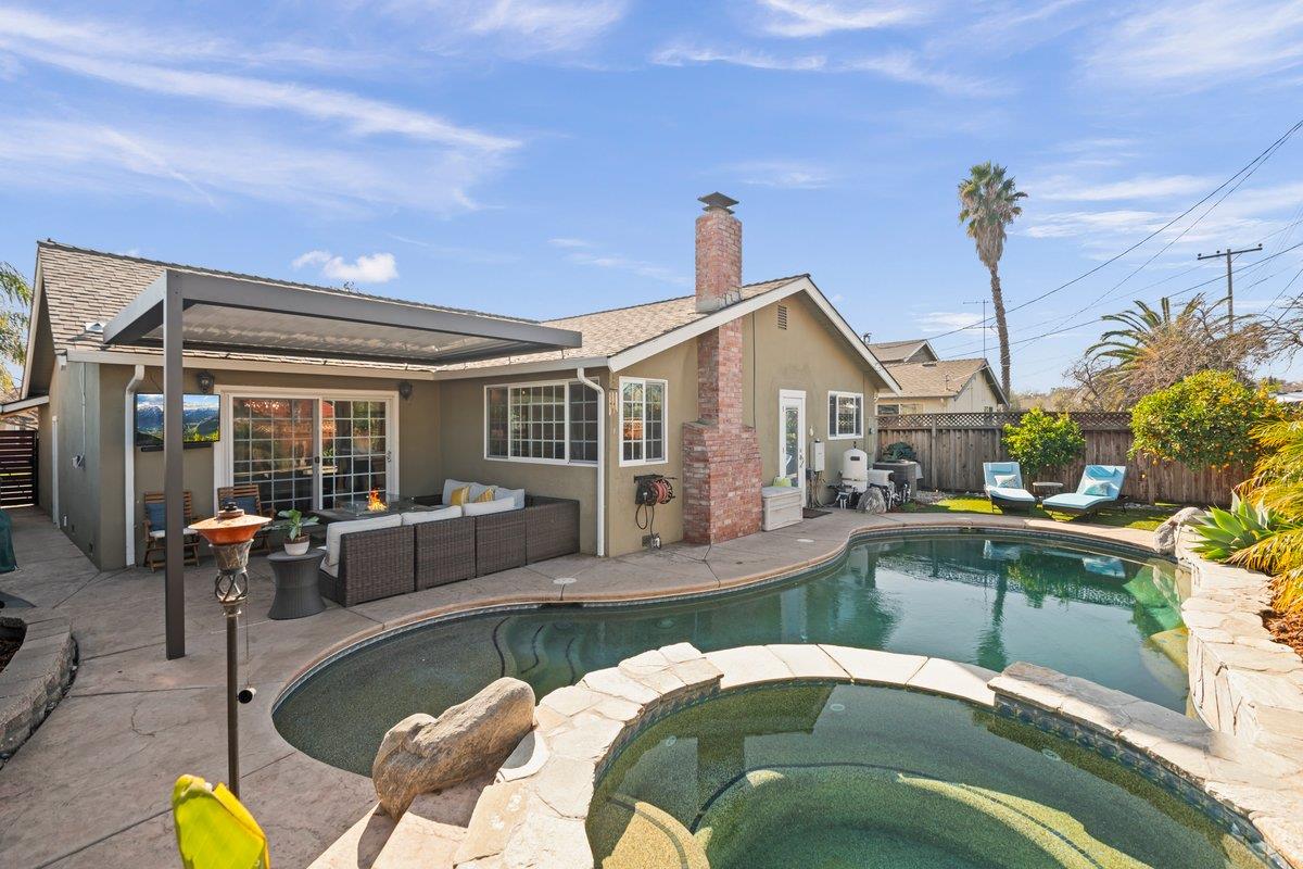 Detail Gallery Image 12 of 16 For 2901 Mark Ave, Santa Clara,  CA 95051 - 3 Beds | 2 Baths