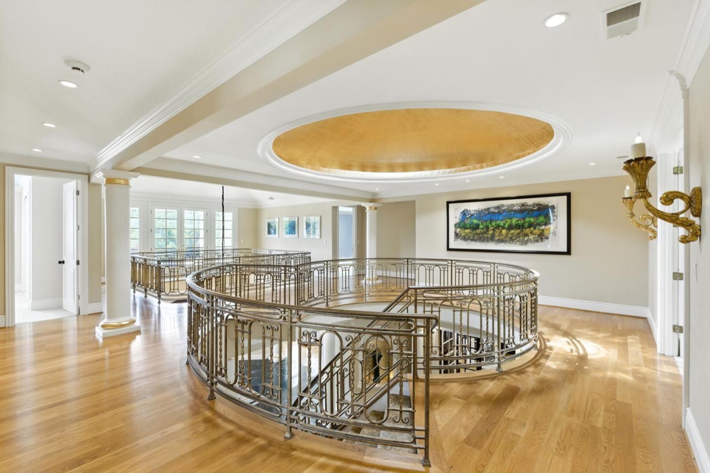 Detail Gallery Image 22 of 43 For 90 Broadacres Rd, Atherton,  CA 94027 - 6 Beds | 6/2 Baths