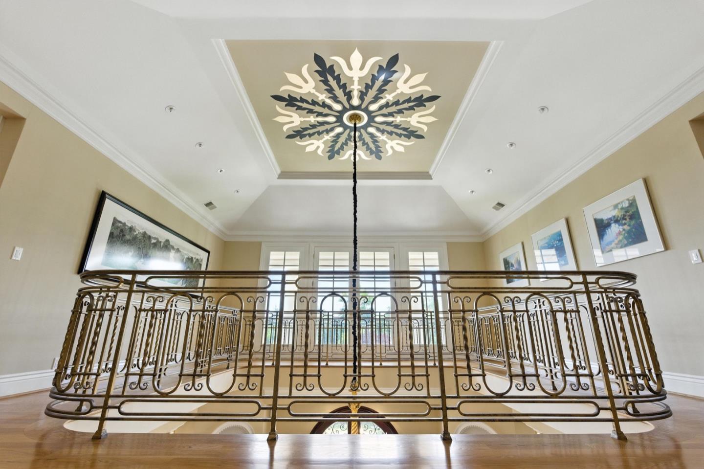 Detail Gallery Image 24 of 43 For 90 Broadacres Rd, Atherton,  CA 94027 - 6 Beds | 6/2 Baths