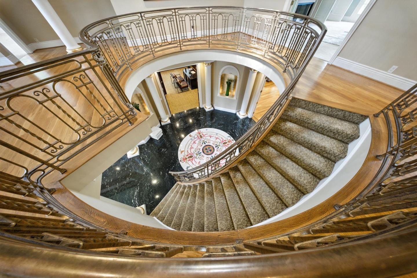 Detail Gallery Image 26 of 43 For 90 Broadacres Rd, Atherton,  CA 94027 - 6 Beds | 6/2 Baths