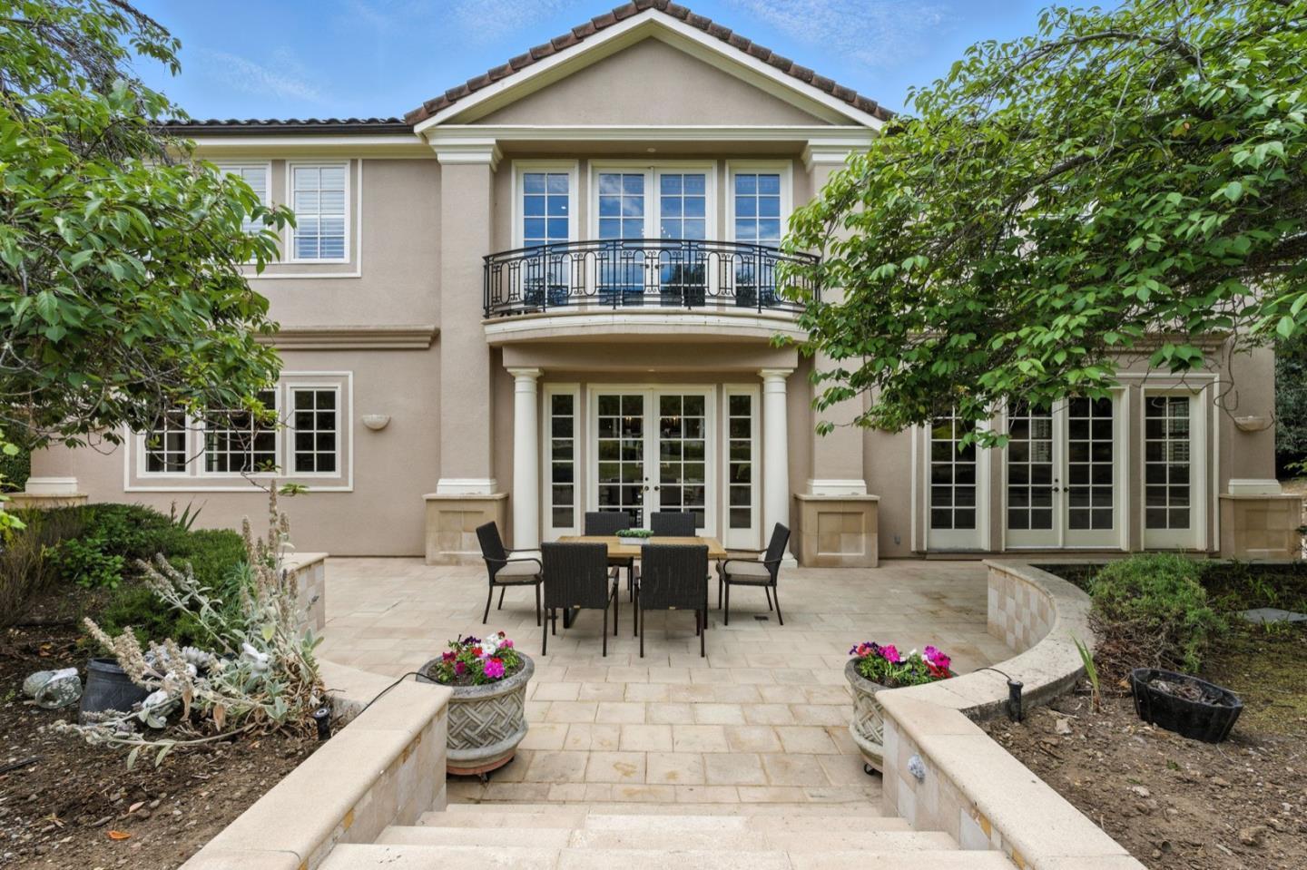 Detail Gallery Image 38 of 43 For 90 Broadacres Rd, Atherton,  CA 94027 - 6 Beds | 6/2 Baths