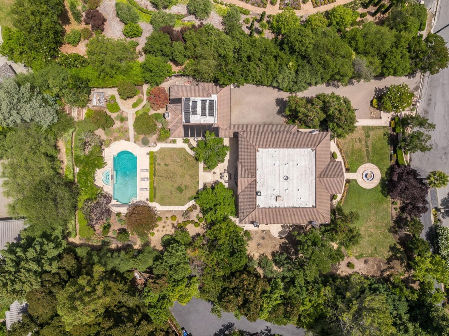 Detail Gallery Image 42 of 43 For 90 Broadacres Rd, Atherton,  CA 94027 - 6 Beds | 6/2 Baths