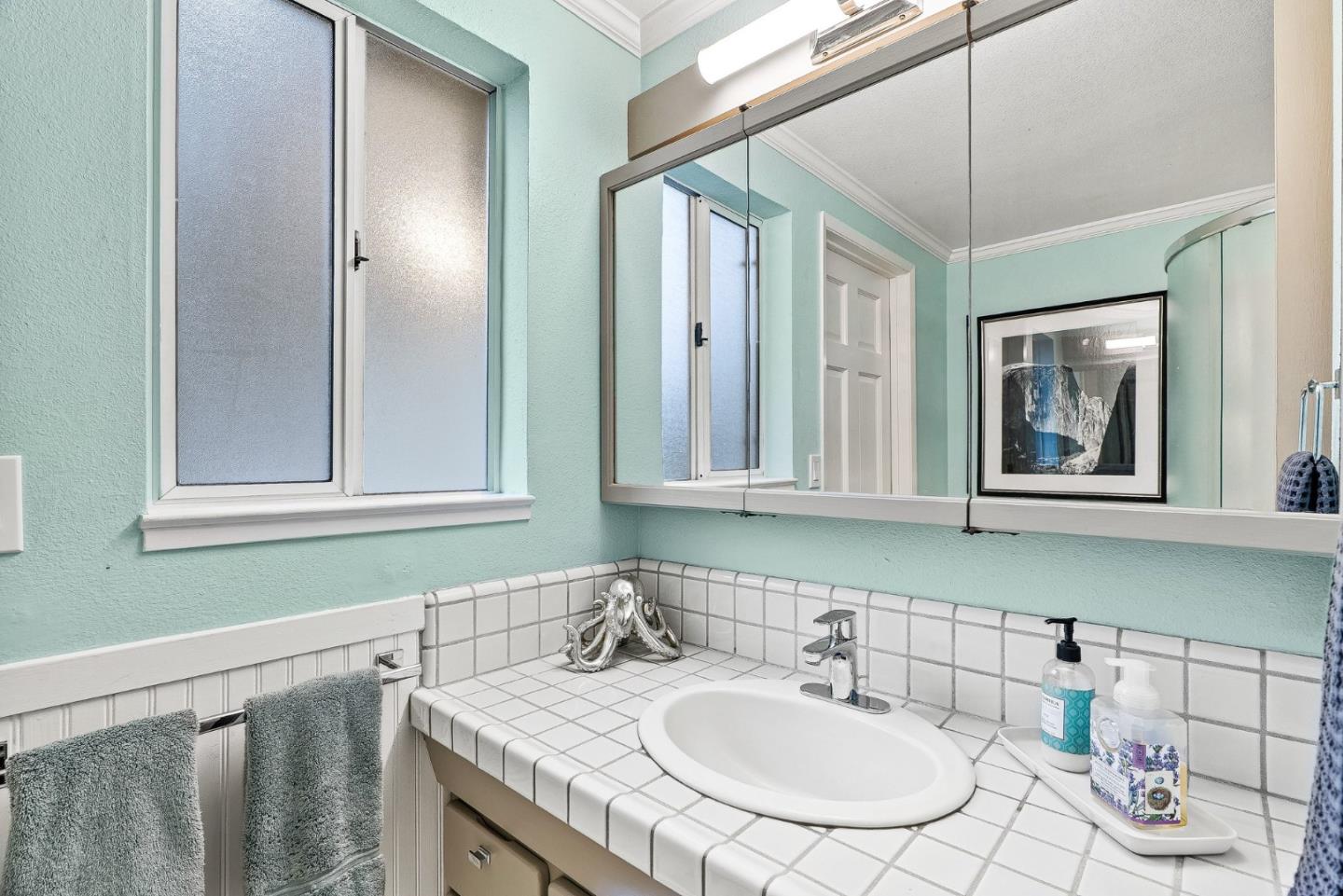 Detail Gallery Image 23 of 50 For 111 Ponderosa Dr, Santa Cruz,  CA 95060 - 4 Beds | 2/1 Baths