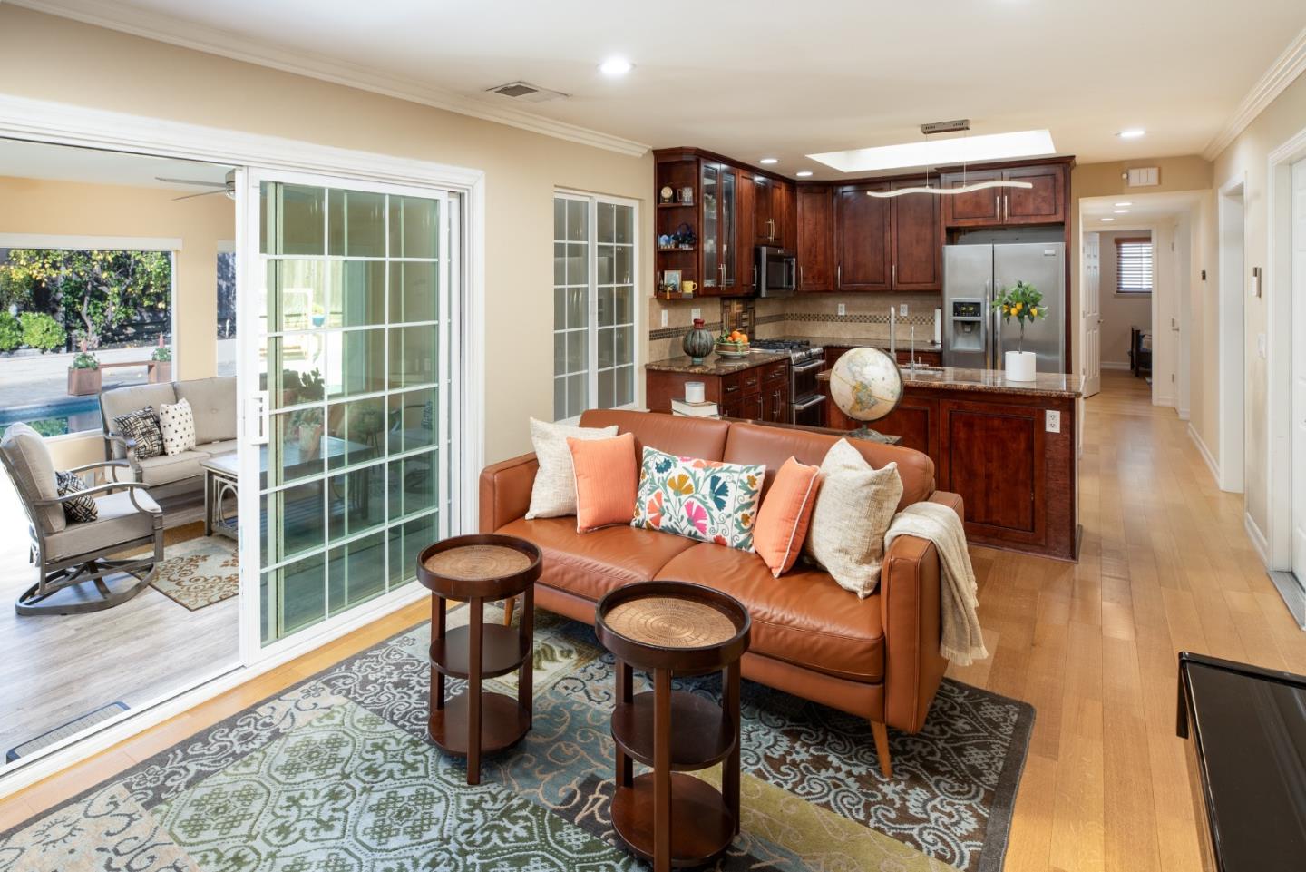 Detail Gallery Image 13 of 34 For 6139 Meridian (Quiet Side) Ave, San Jose,  CA 95120 - 4 Beds | 2 Baths