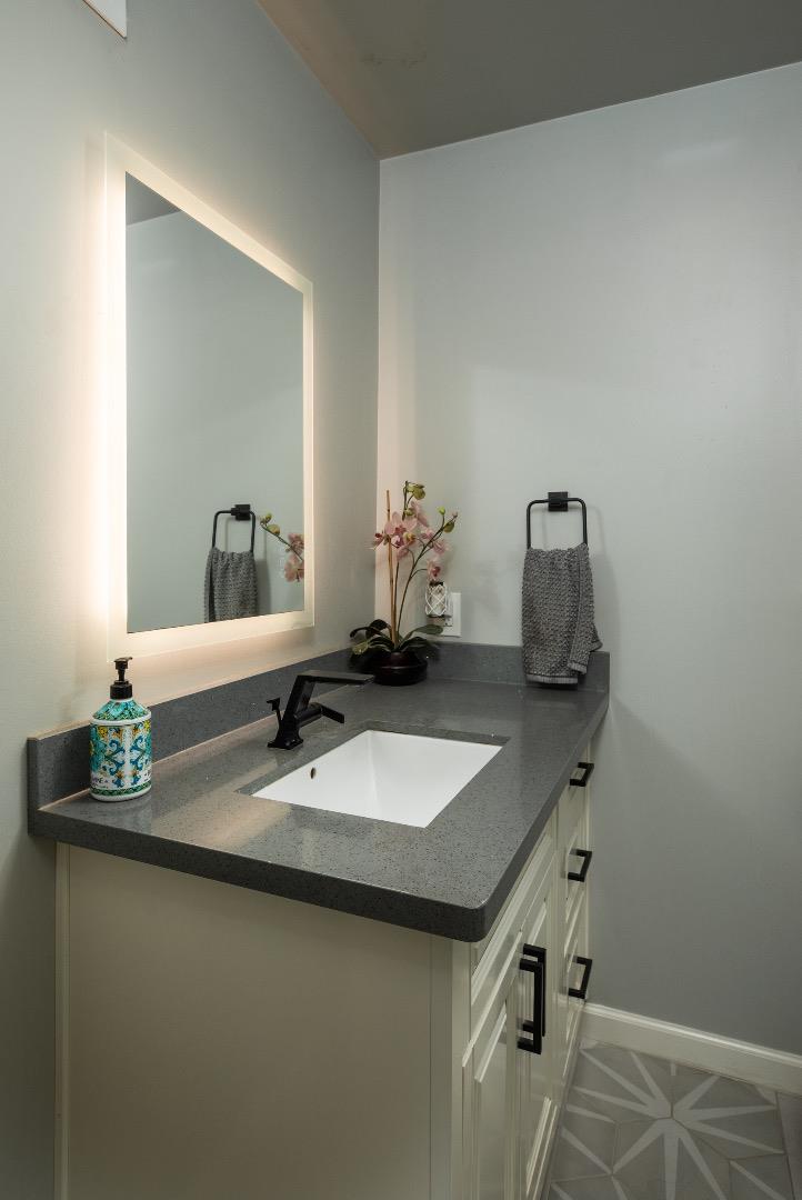 Detail Gallery Image 24 of 34 For 6139 Meridian (Quiet Side) Ave, San Jose,  CA 95120 - 4 Beds | 2 Baths