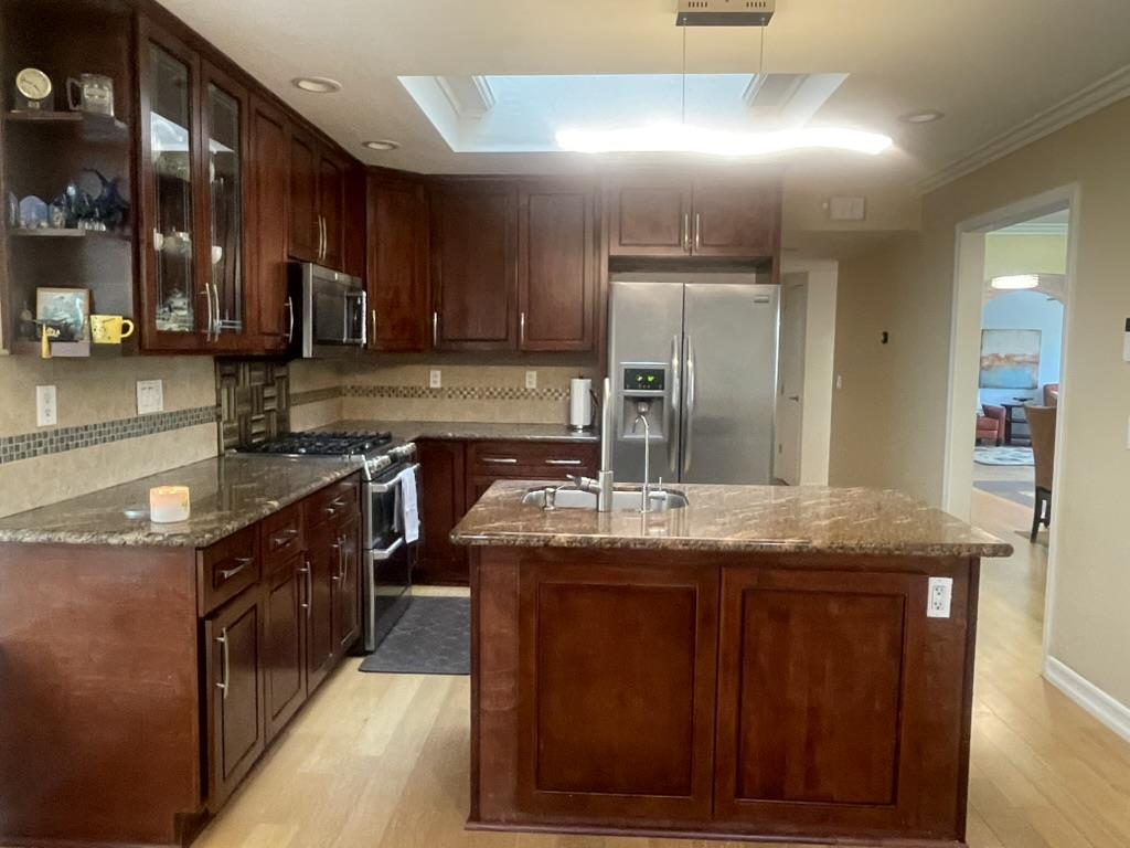 Detail Gallery Image 5 of 8 For 6139 Meridian Ave, San Jose,  CA 95120 - 4 Beds | 2 Baths