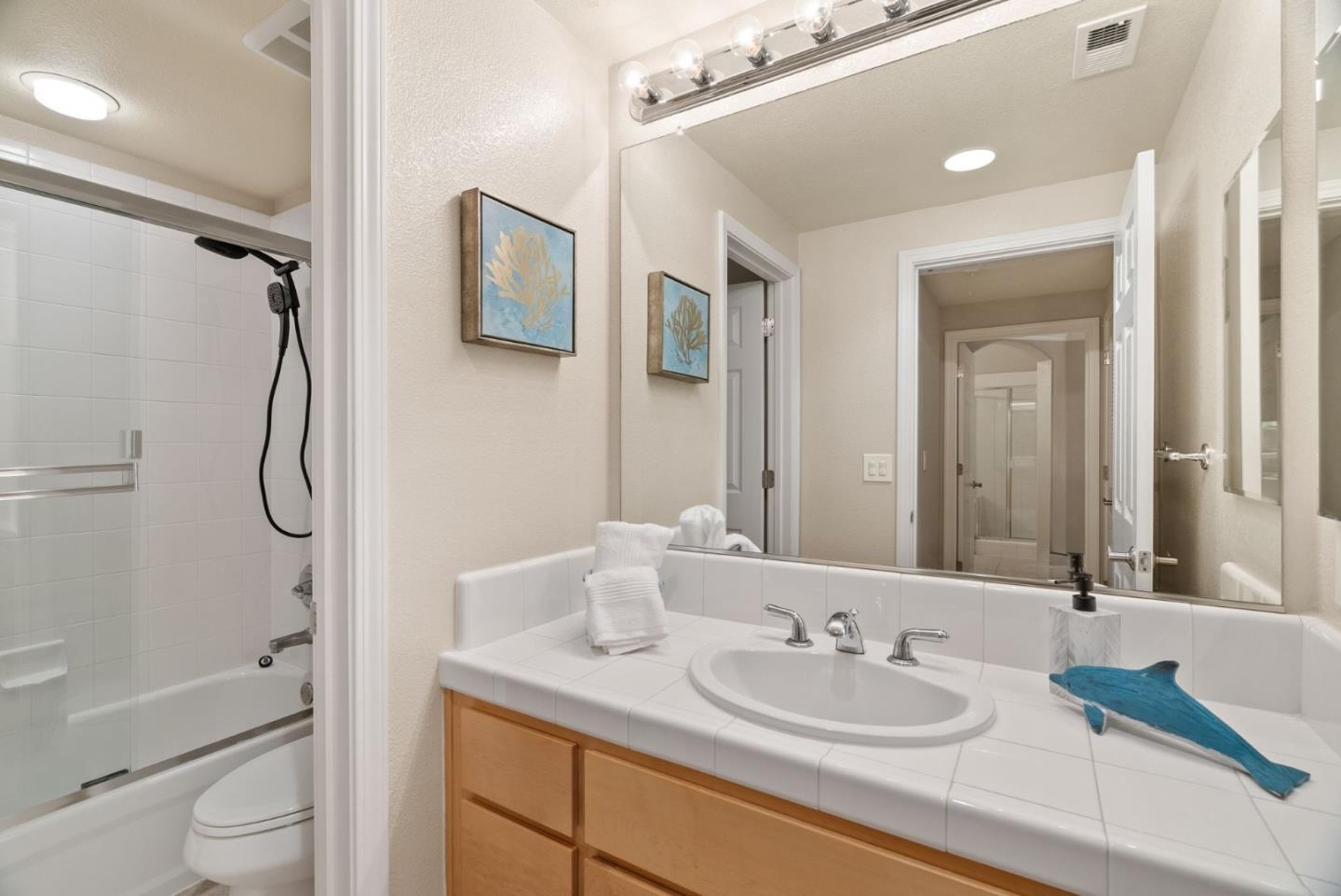 Detail Gallery Image 11 of 25 For 1437 Marcello Dr, San Jose,  CA 95131 - 2 Beds | 2/1 Baths