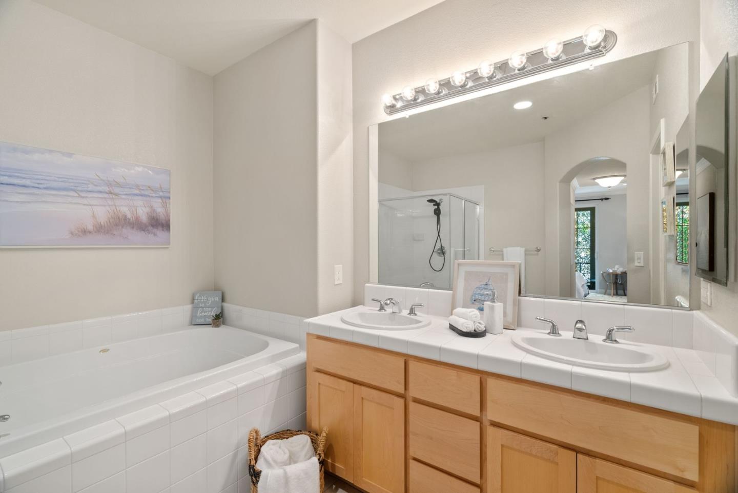 Detail Gallery Image 15 of 25 For 1437 Marcello Dr, San Jose,  CA 95131 - 2 Beds | 2/1 Baths