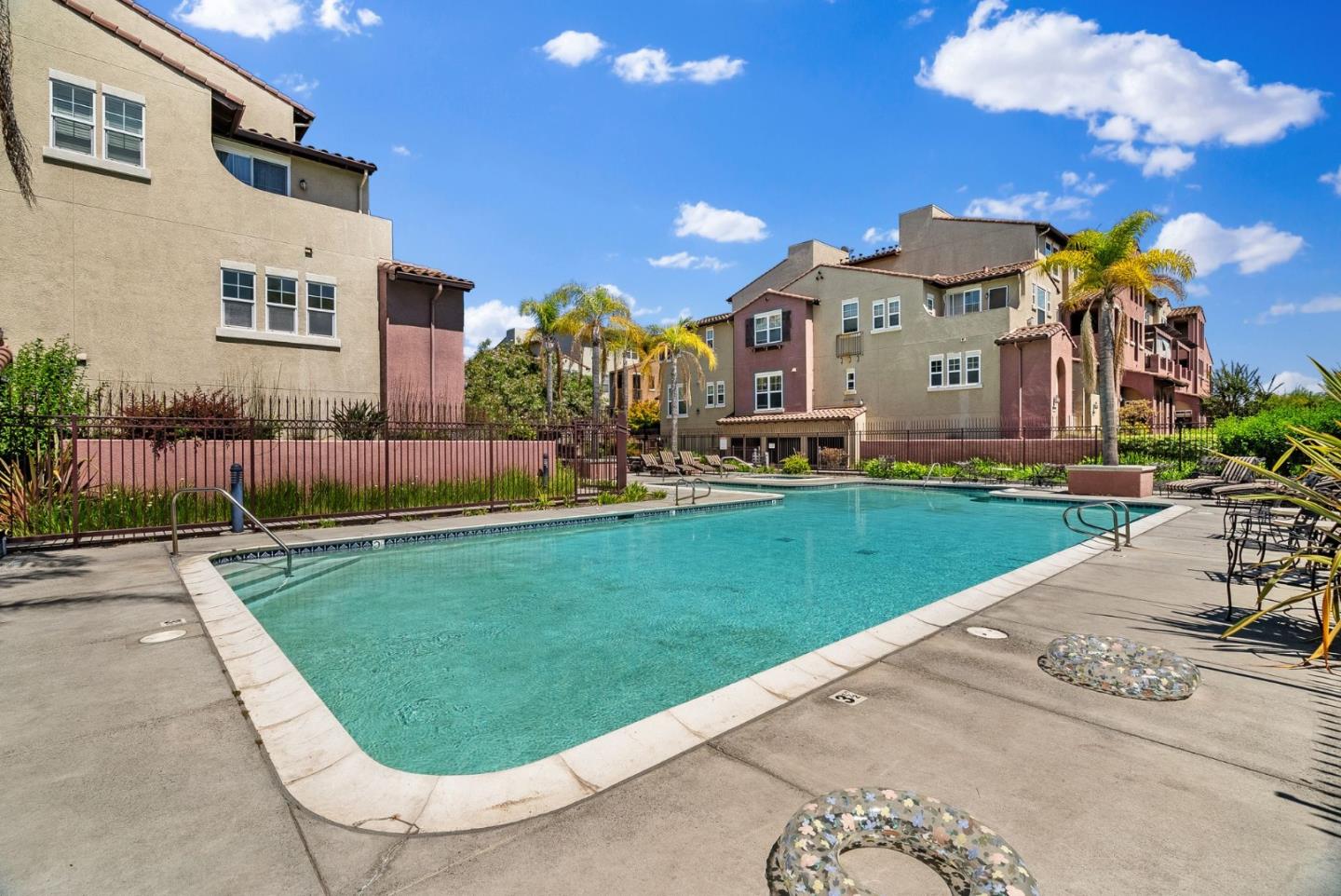 Detail Gallery Image 17 of 25 For 1437 Marcello Dr, San Jose,  CA 95131 - 2 Beds | 2/1 Baths